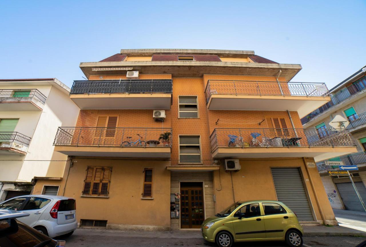 Casa Nicole A San Benedetto Del Trontoアパートメント エクステリア 写真